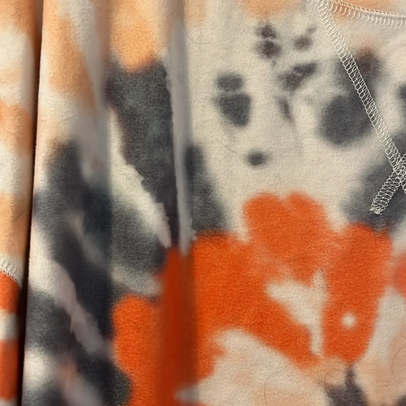 Tie Dye Lightweight Sweater | XL - Picture 2 of 4
